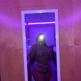2tonedBaddie🦋