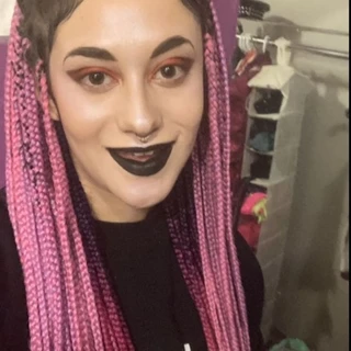 Opal October 🖤👻