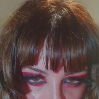 M☹︎RI