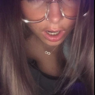 Hayley (sextape n nudes)😈