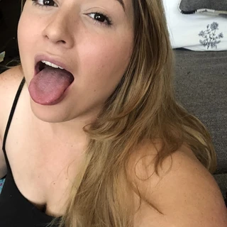 FREE UNCENSORED 52” BBW