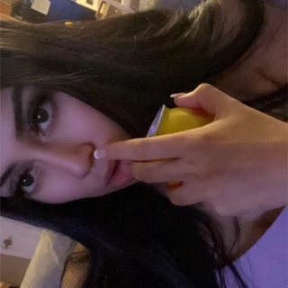 Y<3