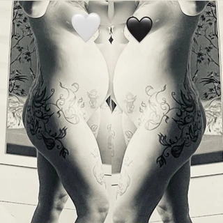 Playful and Pregnant 🍭💋👙🍼🍆✊💦🤰