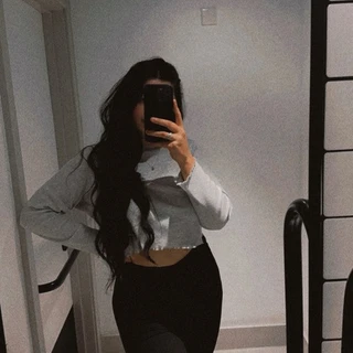 POLL 🤍