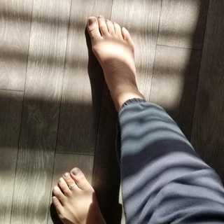 Polynesian Only Feet