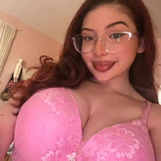 Petite Doll🎀😍