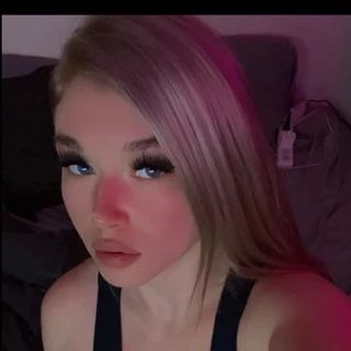 Pretty girl Ella 💋🥵