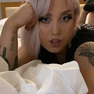 goddess J
