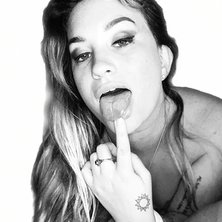 Queen Daizy