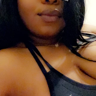 Queen D 🌻