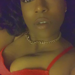 IG: @QueenJuicyB2