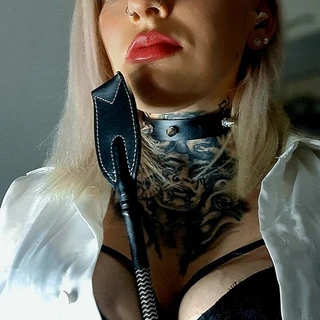 Mistress🔥QueenLara 😈 BDSM