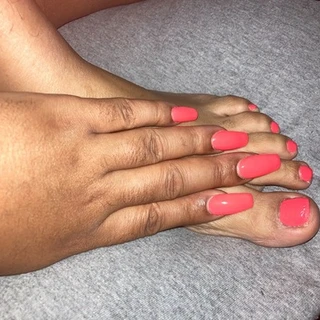 QueenRedd<3