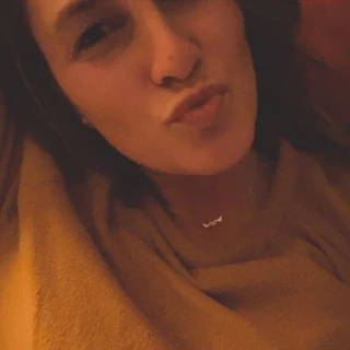 becca. 💛