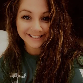 Briannababe88 (18+)