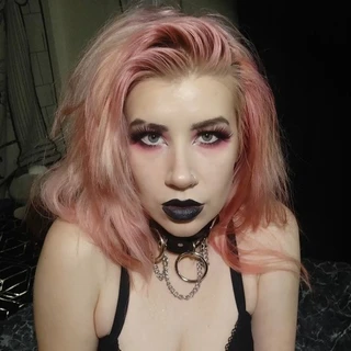 𝖗𝖆𝖒𝖔𝖓𝖆🖤