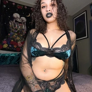 Goddess Raven🖤