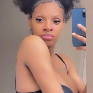 REALPRETTIIEE 😍