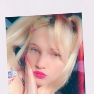 Miss Ava Rosé