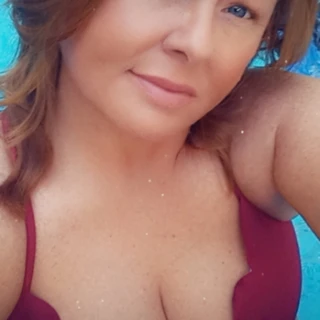 RedheadedbeautyM