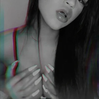 Ari💜