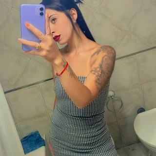 PERRA CALIENTE 🎀