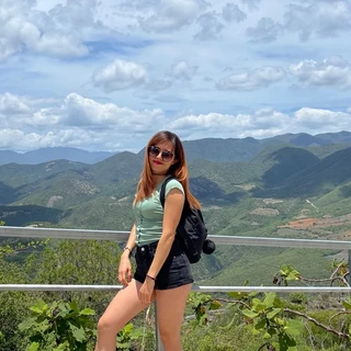 Hayley 🍑