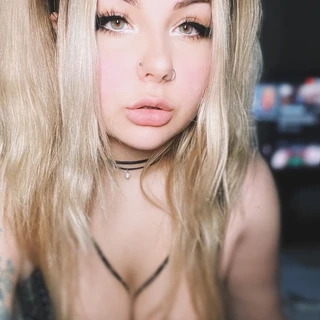 Bunnii 🖤
