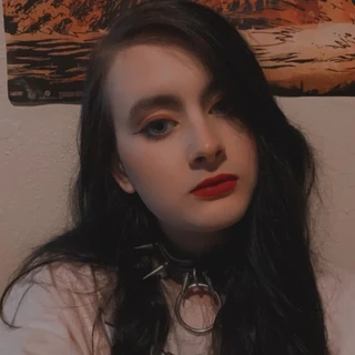 Bunny (they/them) 🐰