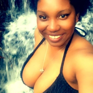 Roselle James
