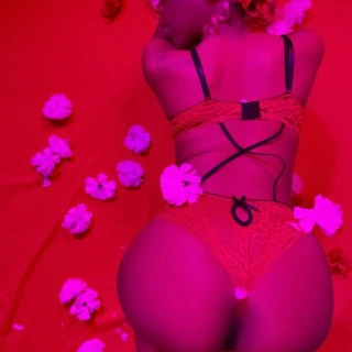 YOUR Majesty 👅💦🥀