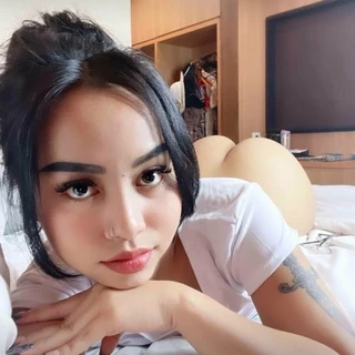 Rosie Mackenzie | 19 | Baddie