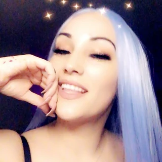 Roxxi💜Valentina