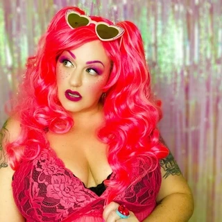 Roxy Tart | Costumed, Chubby, Alt Girl