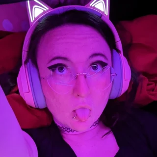 👑 Kitty 👑