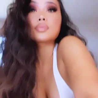 S👅die B👅by