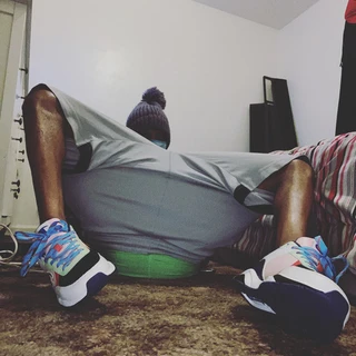 Sagging & Stroking