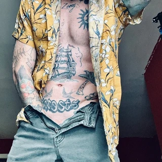 @saltyexhibitionistdad