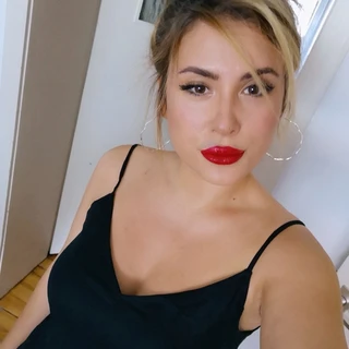 Sandra B