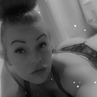 Kandy with a K… Come & have a play… 💦