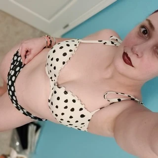 Scarlett Shade
