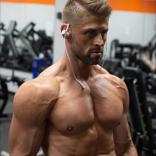 Scott / VIP PAGE 😈 TOP 28% On OF
