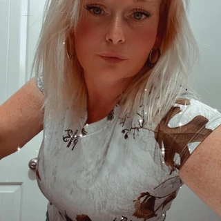 Barefoot Pixie 🧚‍♀️