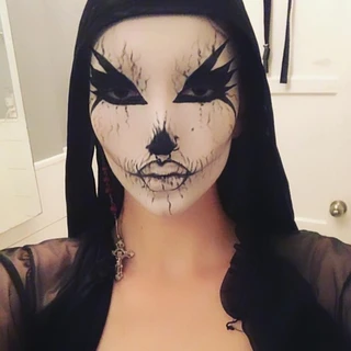𝕾𝖐𝖚𝖑𝖑𝖞 🧷💋