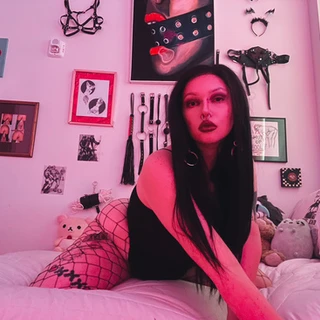 🕷🖤 Veronica Bitter🖤🕷