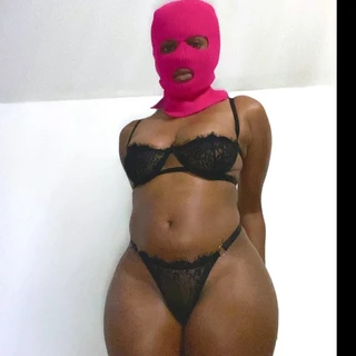 @Mysteriously Masked👅