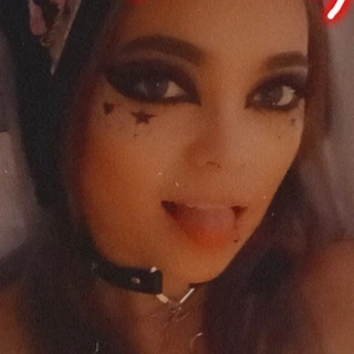 Sexy emo girl