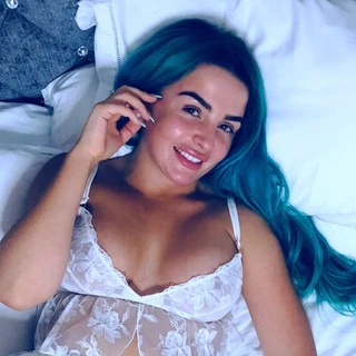 BlueHead DreamGirl 💙