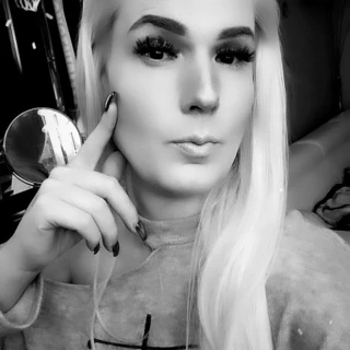 Ladyboy Oceana