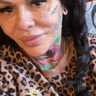 Simo ladyboss